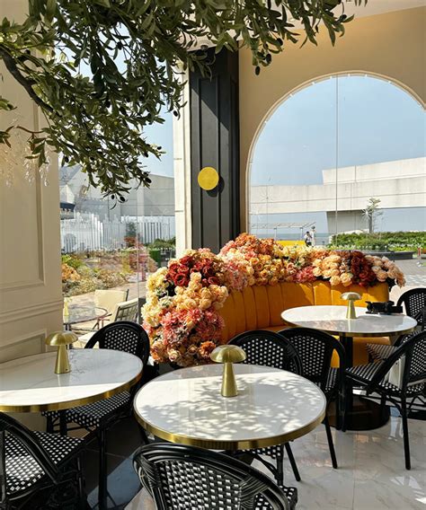 New Flowery Aperitif Branch in SM Mall of Asia Is Now Open.